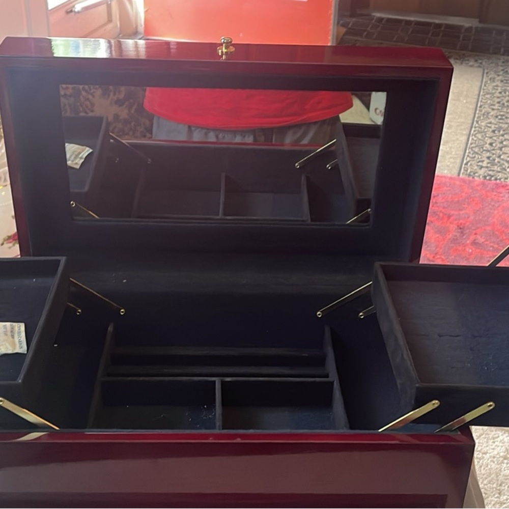 Elegant Black Jewelry Box with Mirror